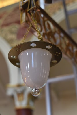 church-choros-lamp-detail